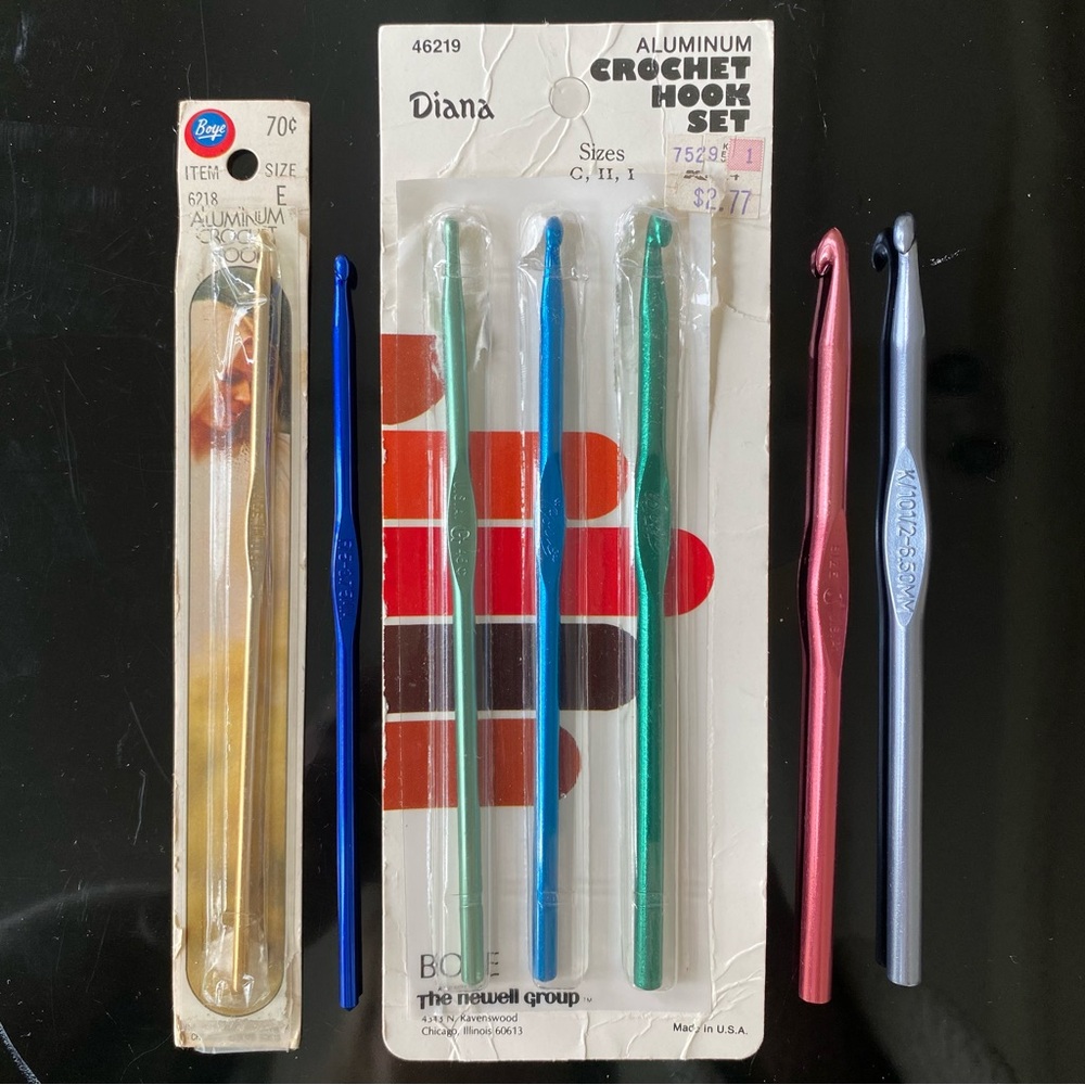 (7) Boye Crochet Hooks-set of 7 Hooks